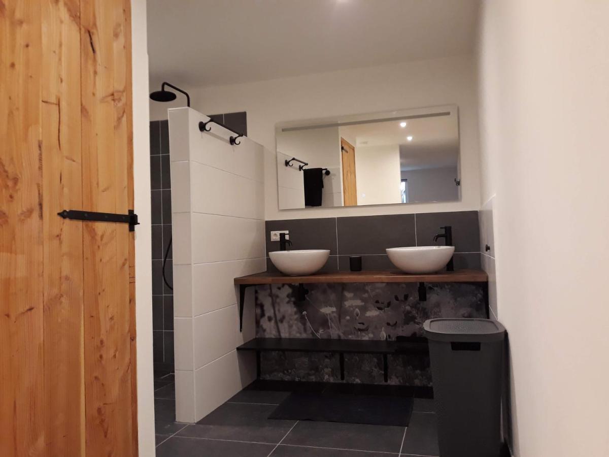 In De 7E Hemel Apartman Grashoek Kültér fotó